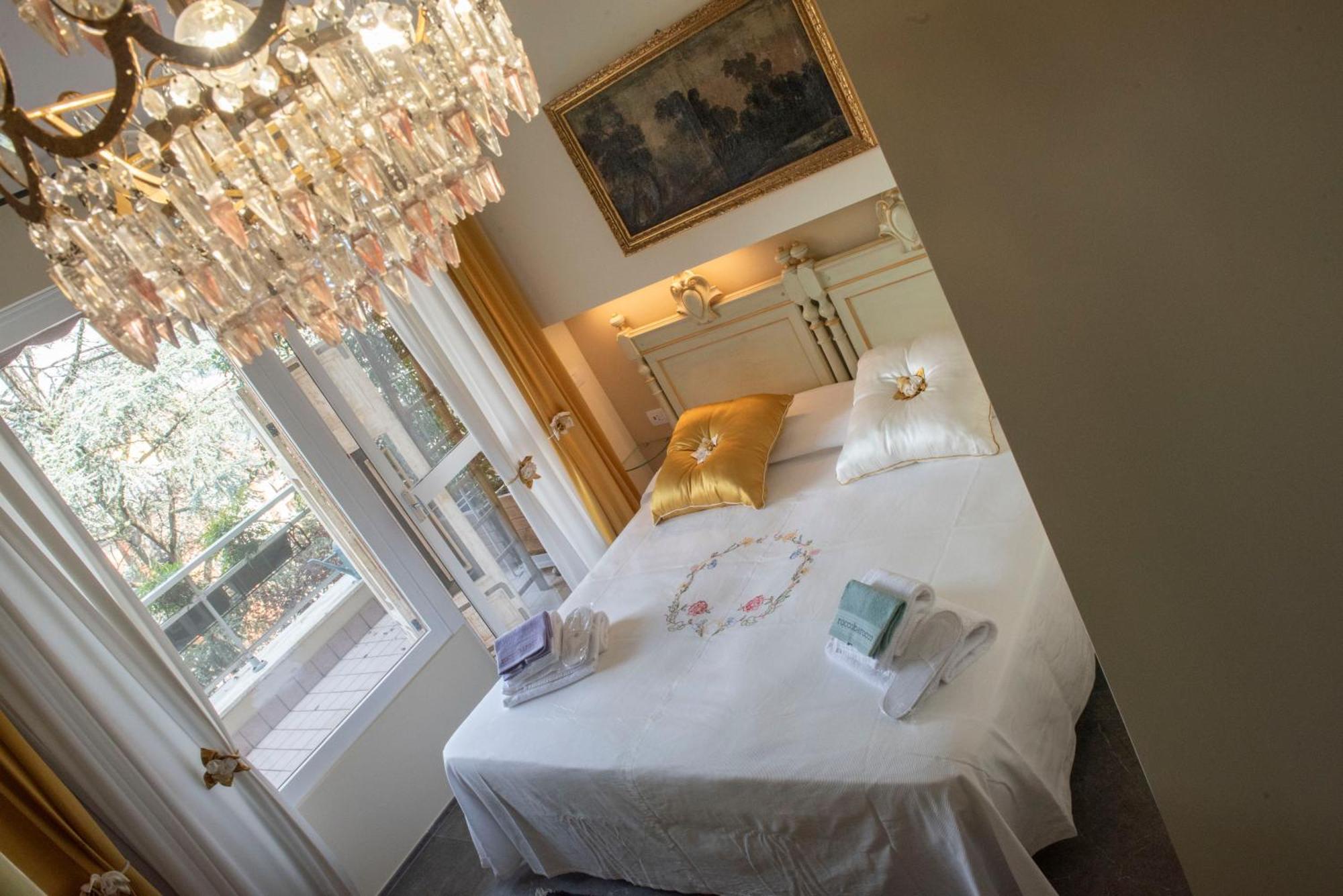 Fiordiloto B&B 4 Stars Alba  Zewnętrze zdjęcie